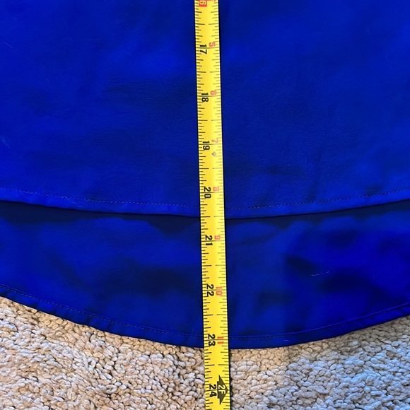 NWOT Royal Blue Express Top. Size M. - Picture 13 of 16
